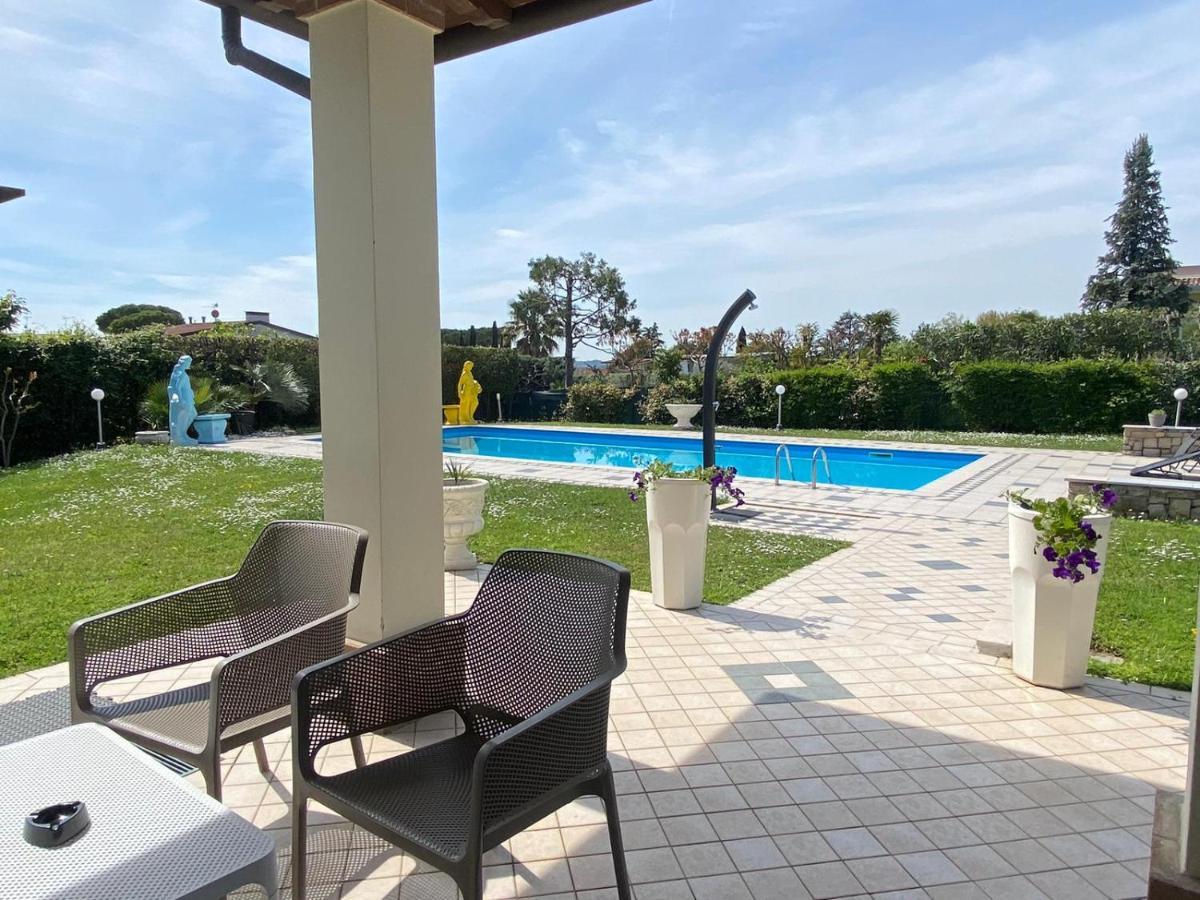 La Dolce Vita - Private Villa With Pool Moniga del Garda Eksteriør billede